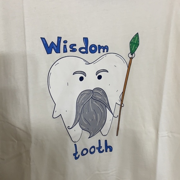 Emerald City Tooth Wisdom graphic ringer short sleeve T-shirt women’s new w tags - Picture 2 of 5